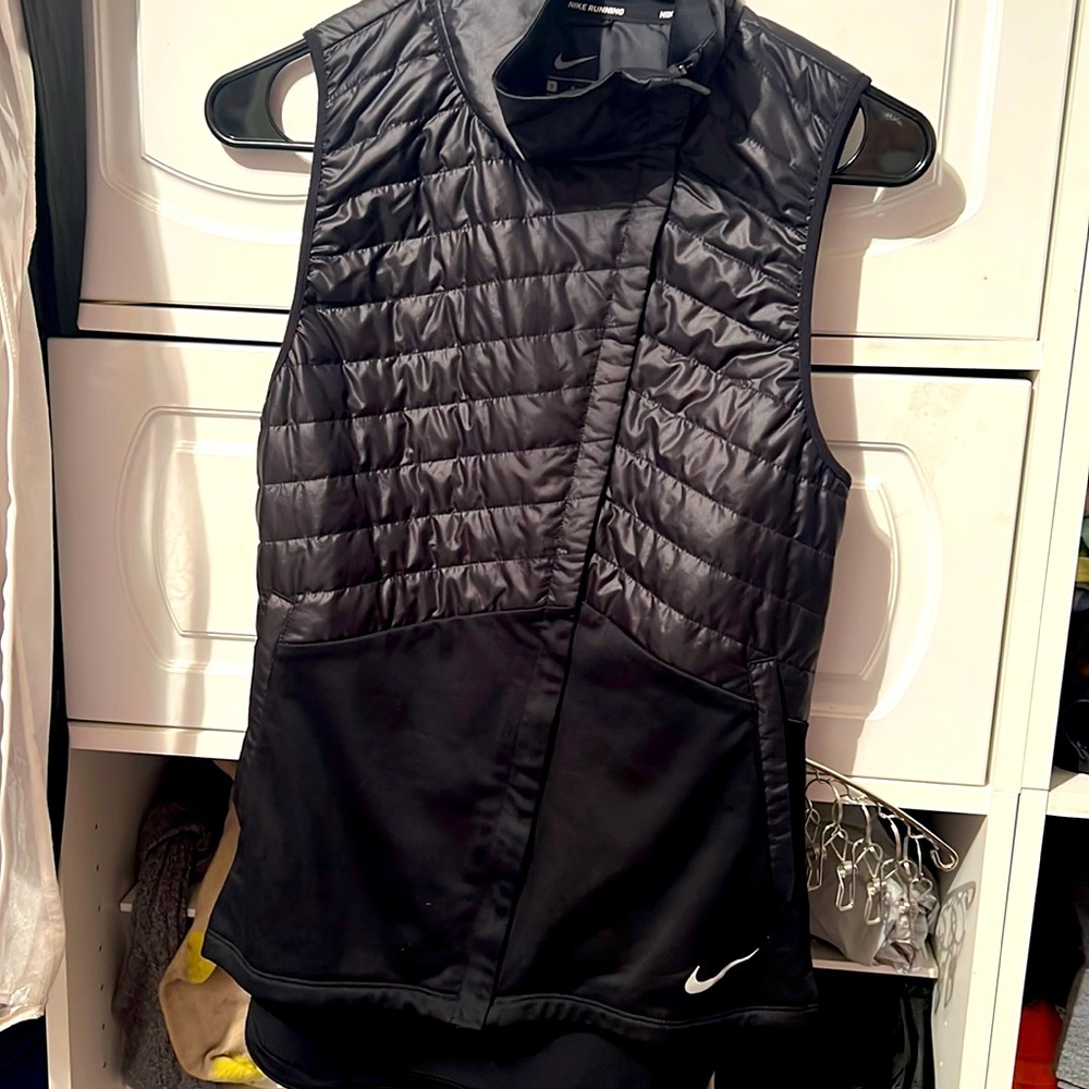 New without tags. Worn once. Slant zip, zip side pockets